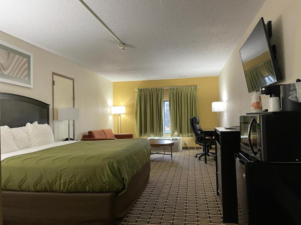 Quality Mini-hôtel 3*